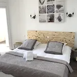 Alexandra - Boutique Отель Жуан-ле-Пен