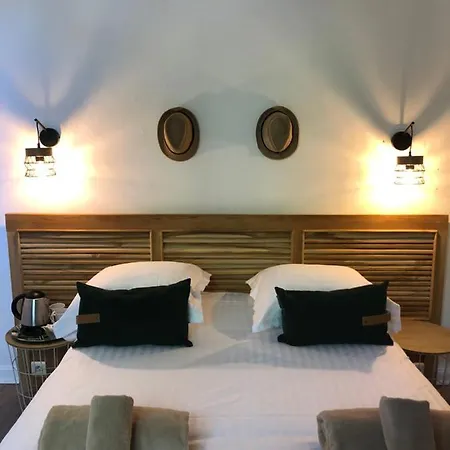 Alexandra - Boutique 3*