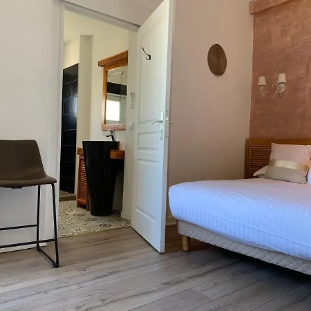 Alexandra - Boutique Hotell 3*