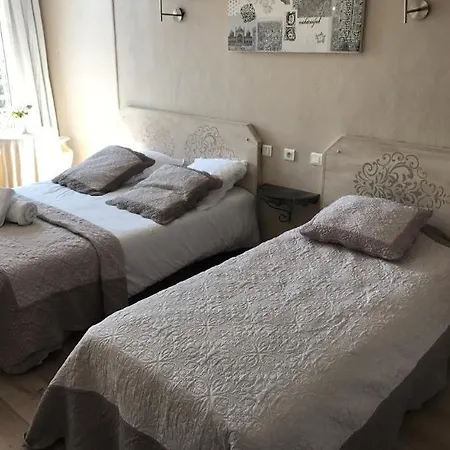 Alexandra - Boutique 3*
