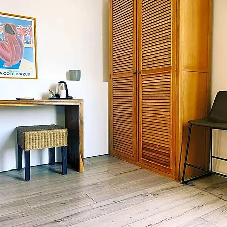 Alexandra - Boutique Hotel 3*