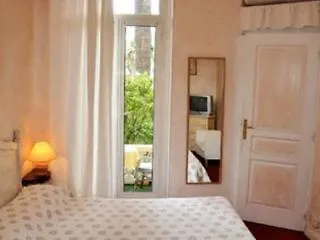 מלון Alexandra - Boutique 3*